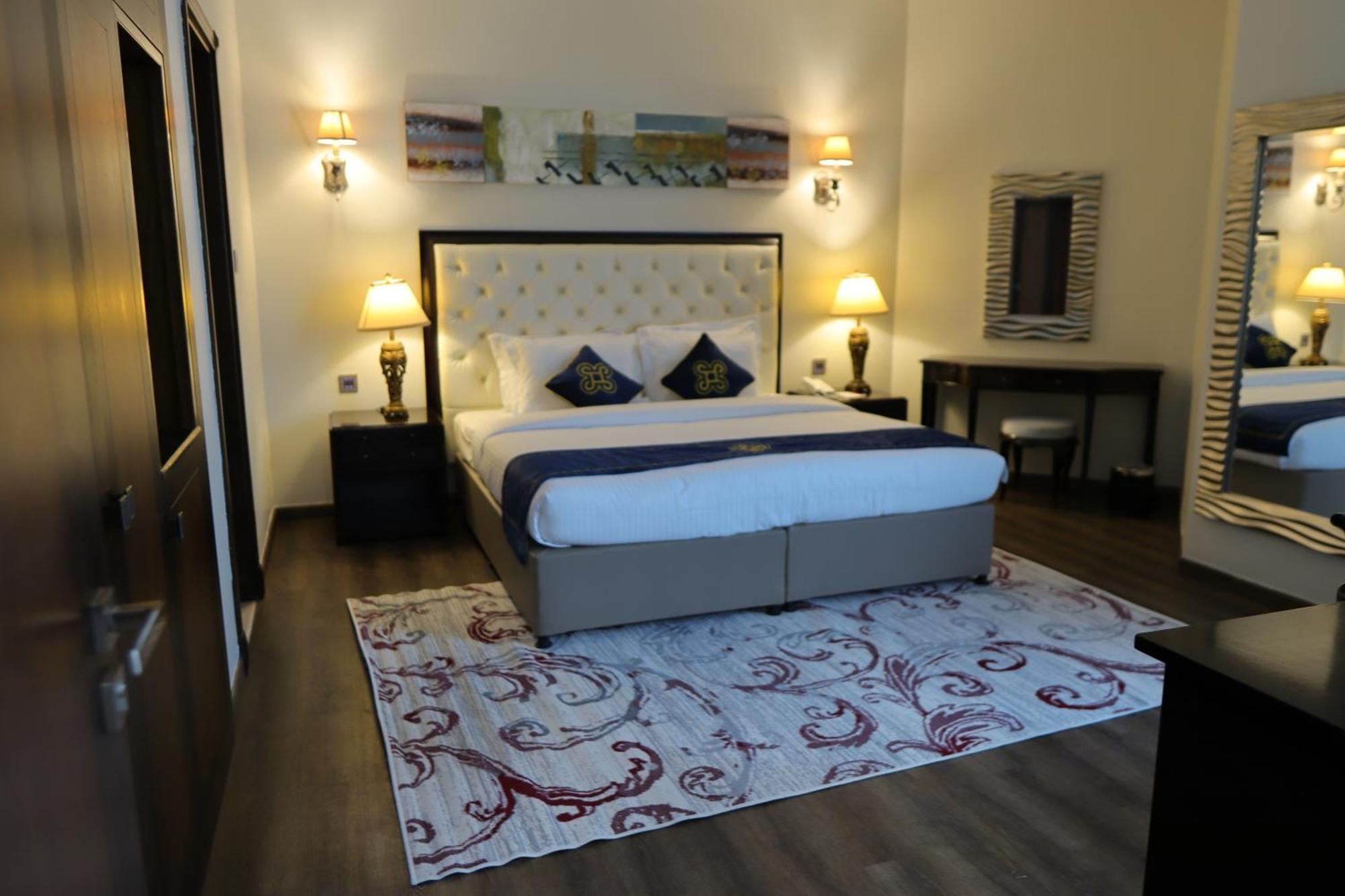 Seven Seas Hotel Дубай Экстерьер фото