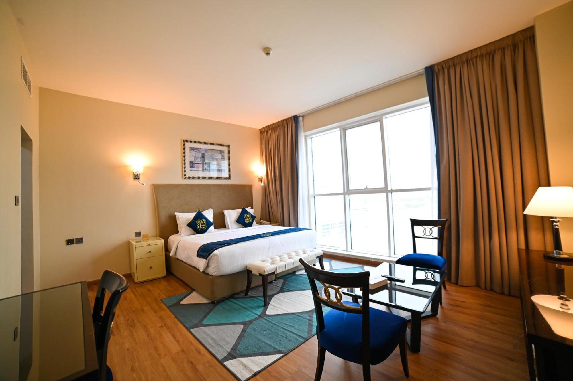 Seven Seas Hotel Дубай Экстерьер фото