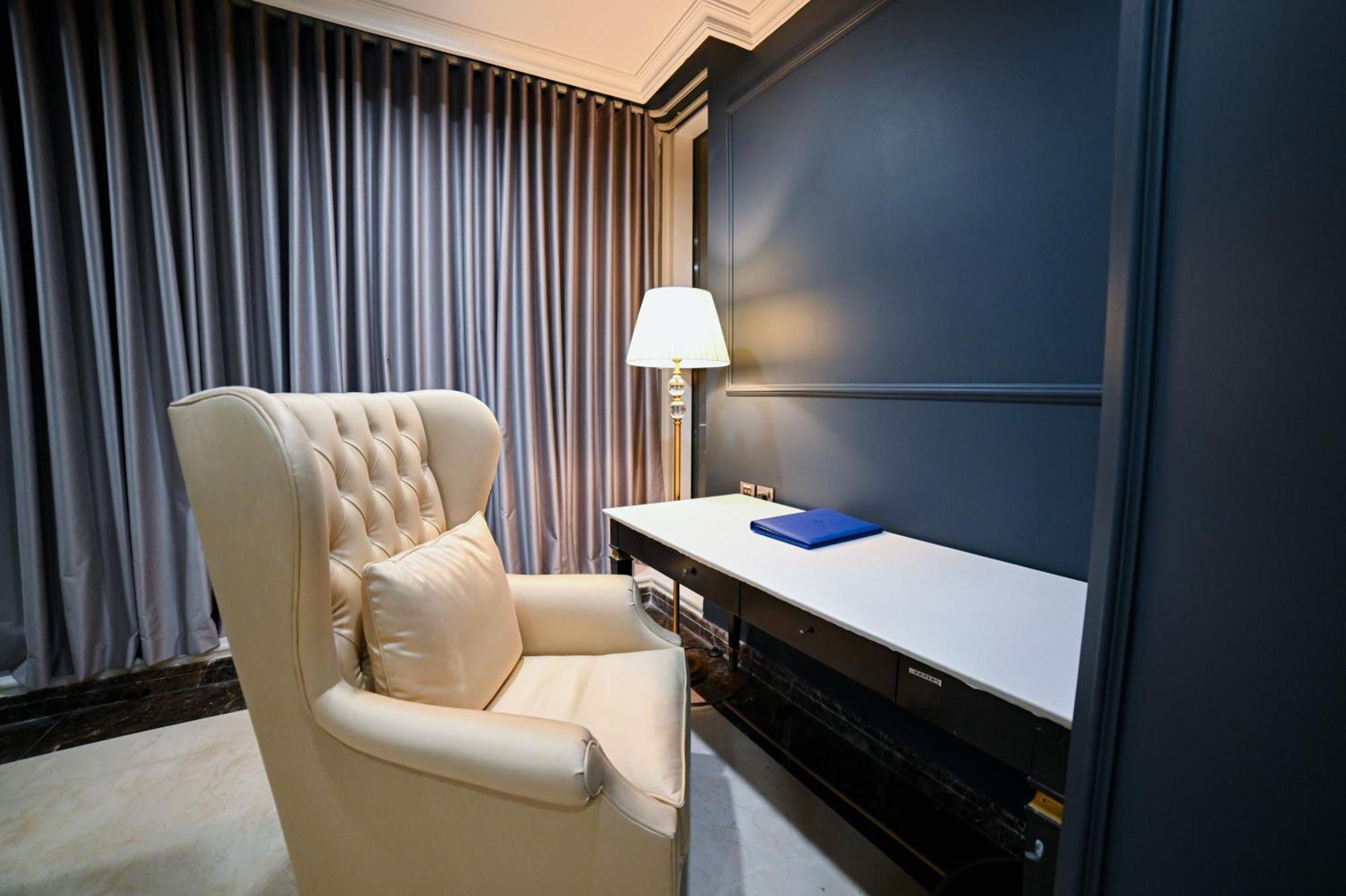 Seven Seas Hotel Дубай Экстерьер фото